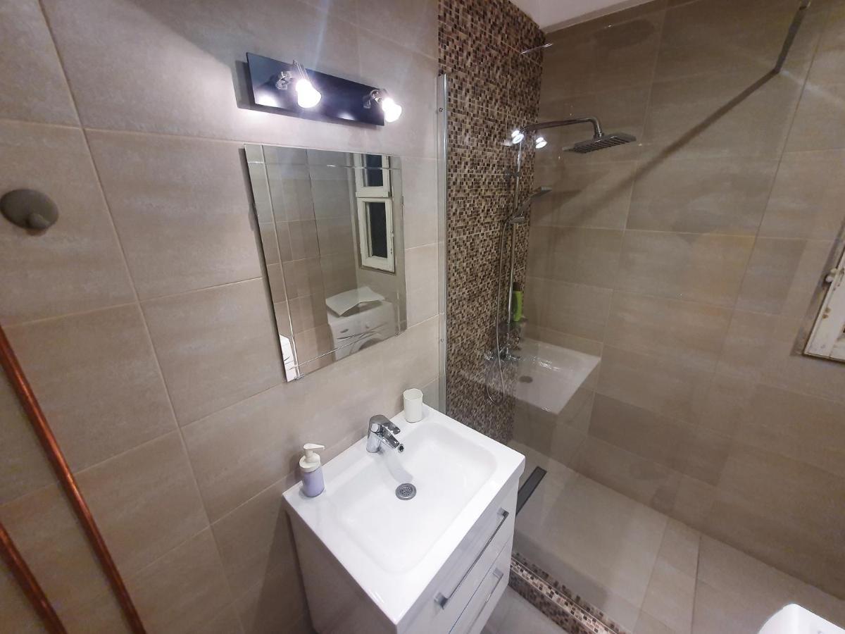 Charming Studio With City View Bucarest Exterior foto